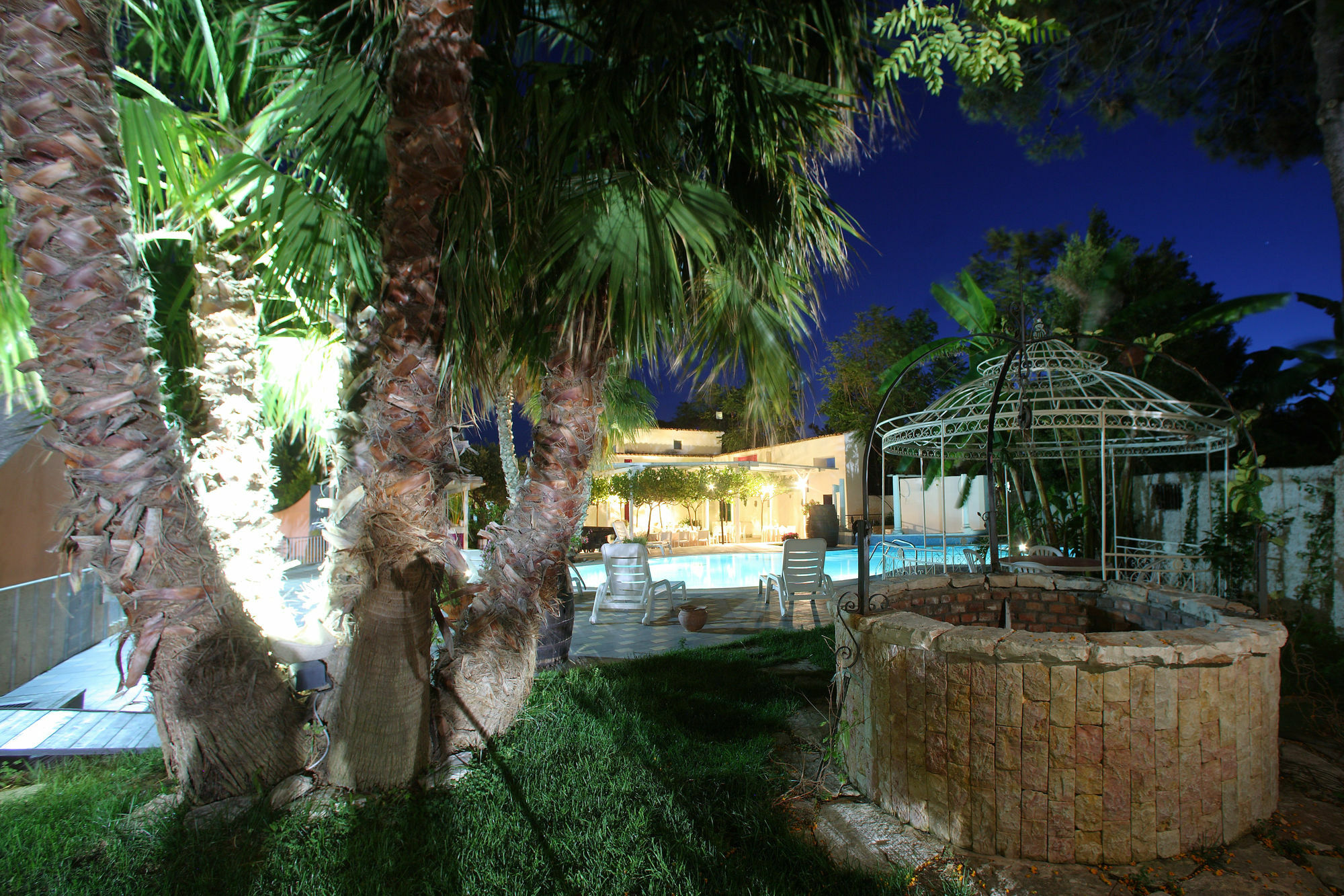 Regent Beach Hotel & Apartments Реджо-ди-Калабрия Экстерьер фото